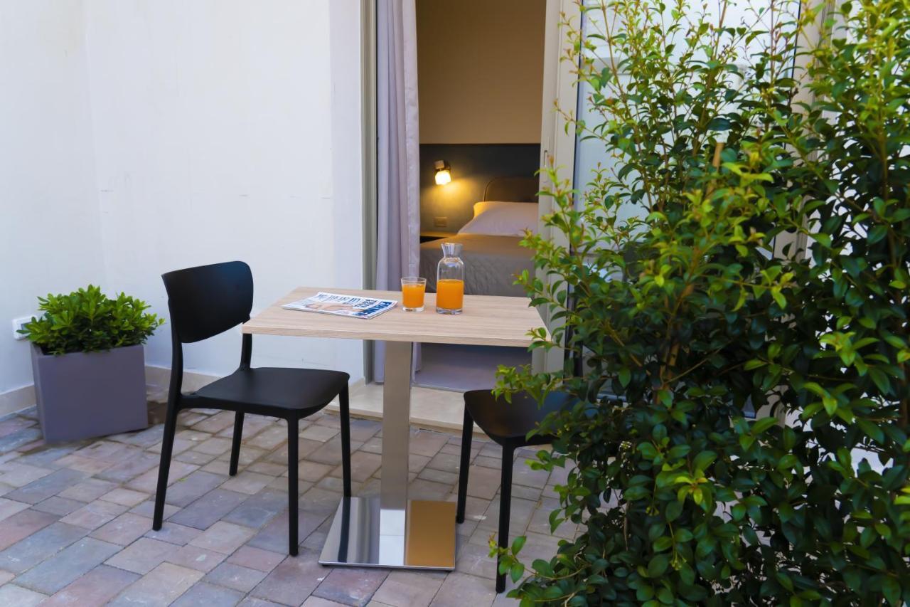 10 Catalani Rooms Porto Cesareo Extérieur photo